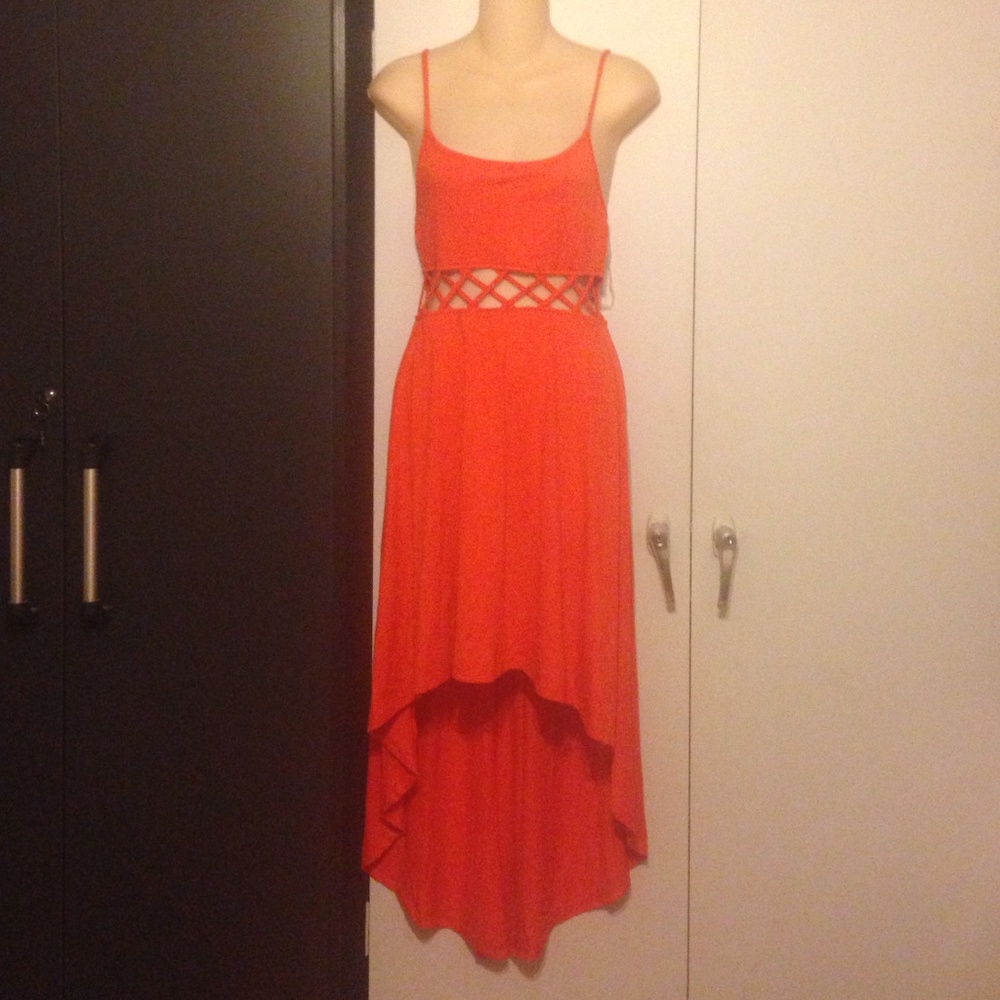 Elegant Red Sleeveless Dress